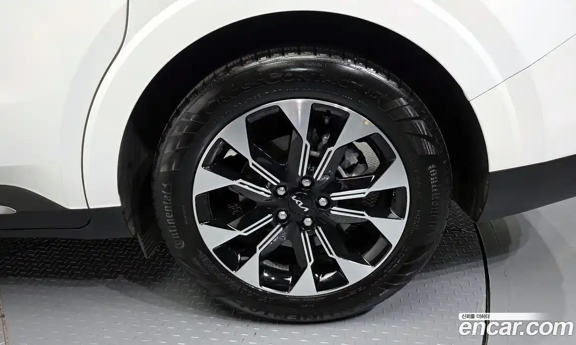 Kia Canival 2022 3.5 гидро в Москве № 2124555, фото 7