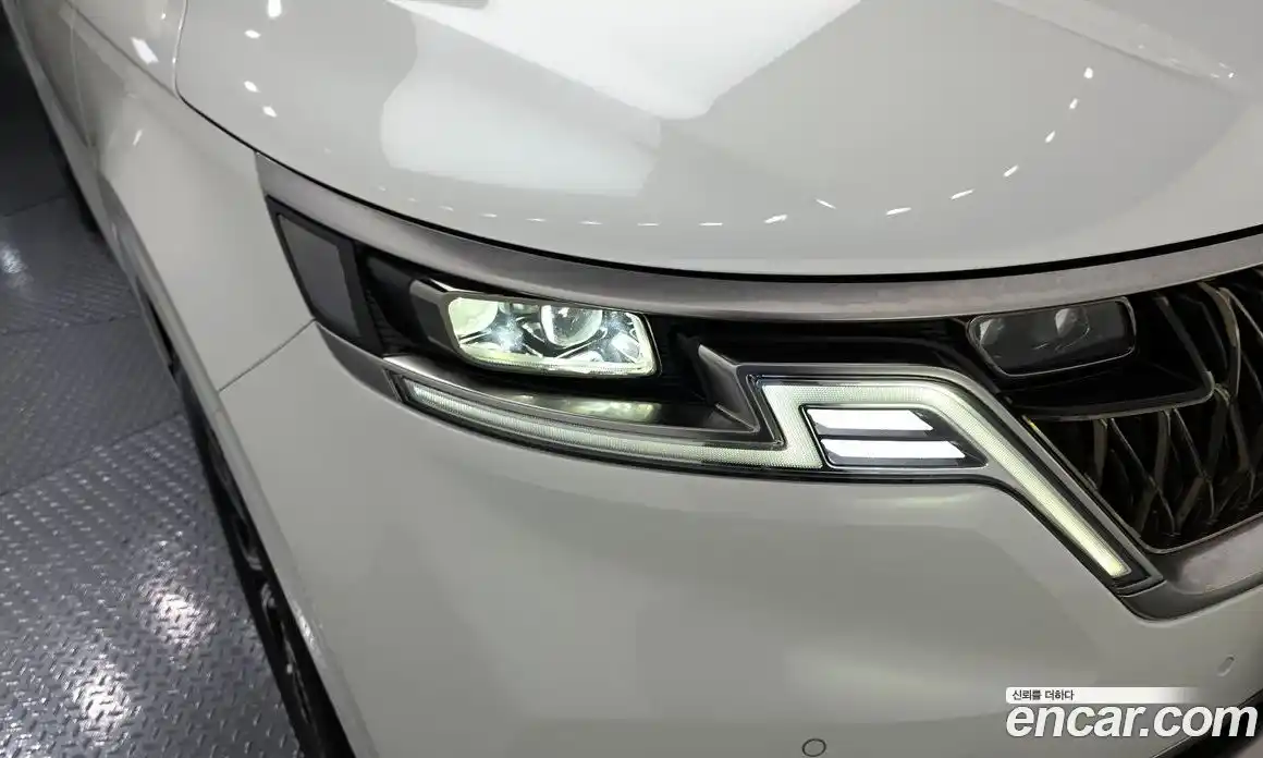 Kia Canival 2022 3.5 гидро в Москве № 2124555, фото 8