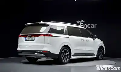 Kia Canival 2022 2.2 гидро в Москве № 2124766, миниатюра 2