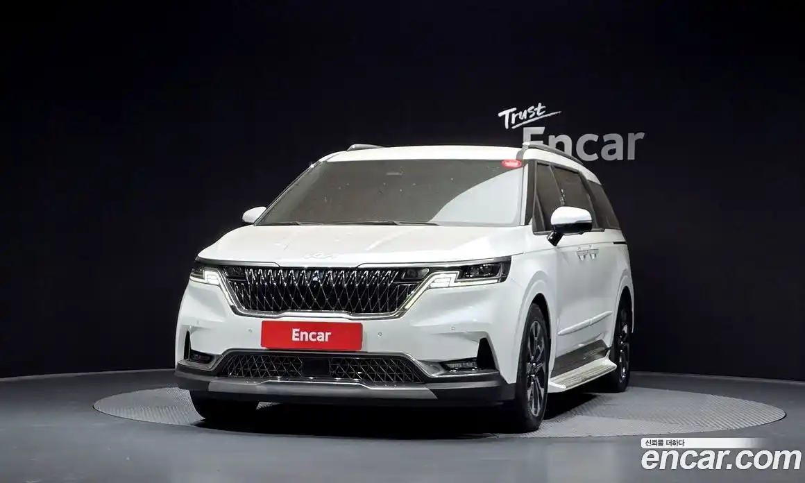 Kia Canival 2022 2.2 гидро в Москве № 2124766, фото 3