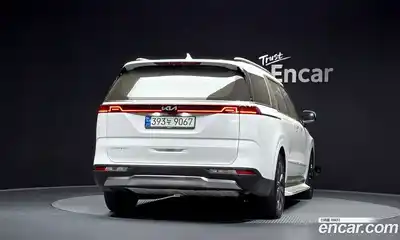 Kia Canival 2022 2.2 гидро в Москве № 2124766, миниатюра 4