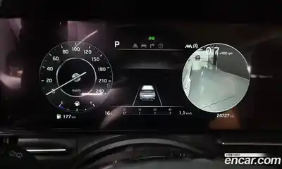 Kia Canival 2022 2.2 гидро в Москве № 2124766, миниатюра 8