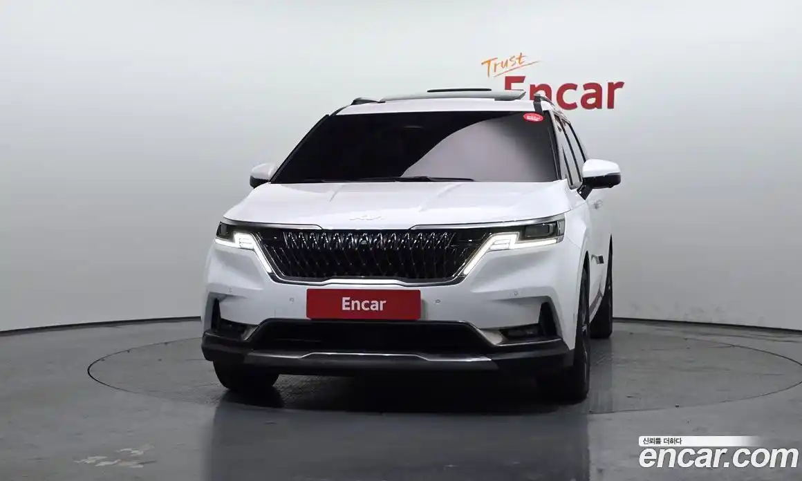 Kia Canival 2022 3.5 гидро в Москве № 2124782, фото 3