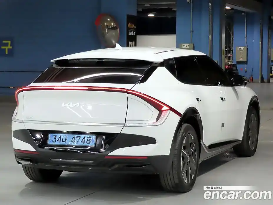 Kia EV6 2025 0.1 гидро в Москве № 2124839, фото 4