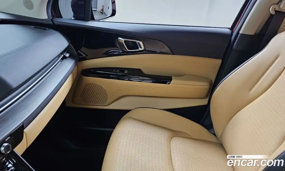 Kia Canival 2020 3.5 гидро в Москве № 2124867, фото 15