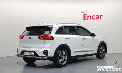 Kia Niro 2021 1.6 гидро в Москве № 2125116, миниатюра 2