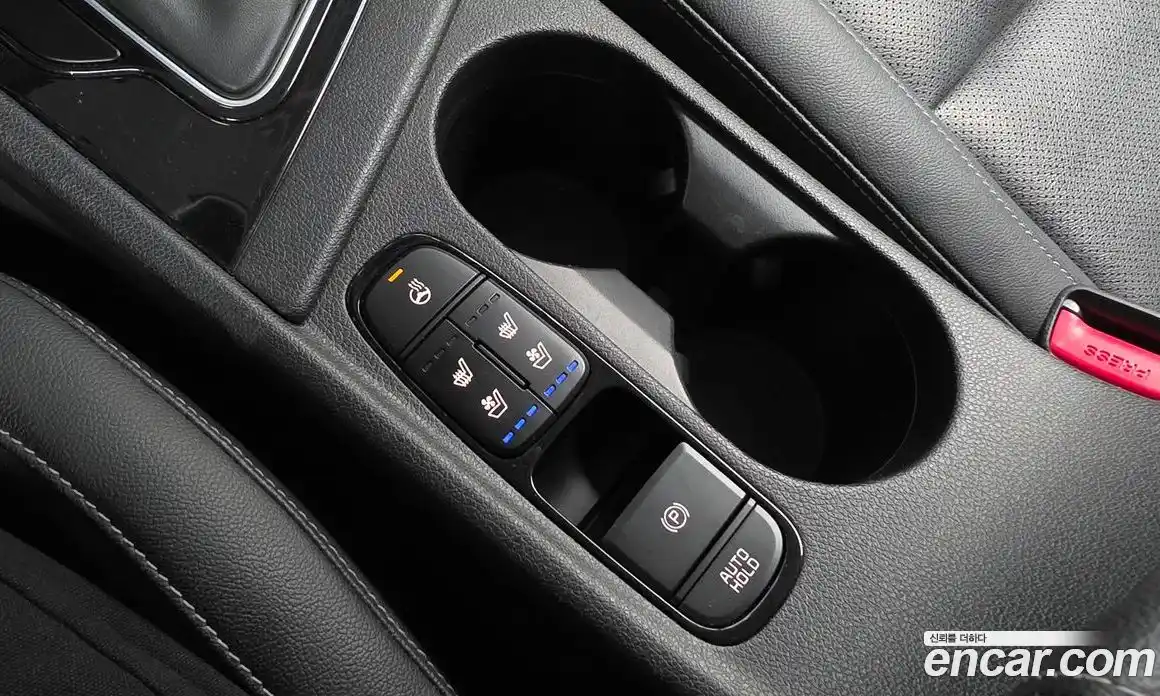 Kia Niro 2021 1.6 гидро в Москве № 2125116, фото 26