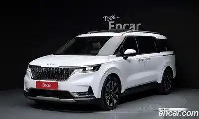 Kia Canival Gasoline 7-Seater Signature