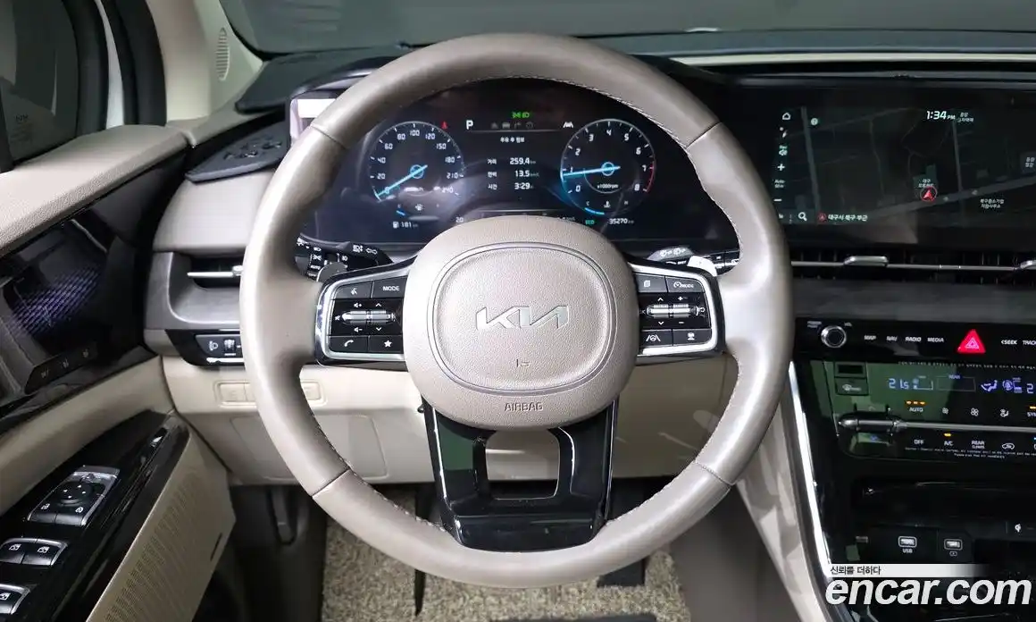 Kia Canival 2023 3.5 гидро в Москве № 2125250, фото 13