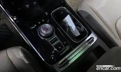 Kia Canival 2023 3.5 гидро в Москве № 2125250, миниатюра 9
