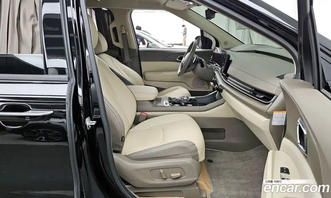 Kia Canival 2024 1.6 гидро в Москве № 2125277, фото 17