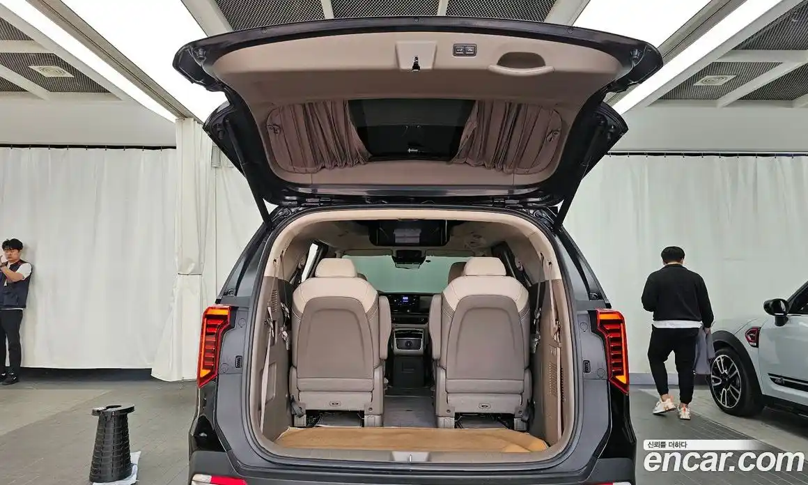 Kia Canival 2024 1.6 гидро в Москве № 2125277, фото 26