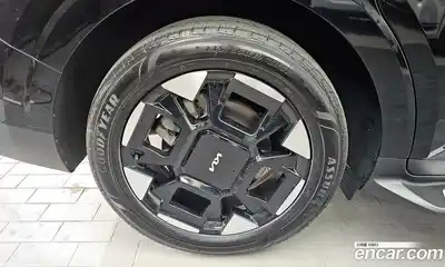Kia Canival 2024 1.6 гидро в Москве № 2125277, миниатюра 5