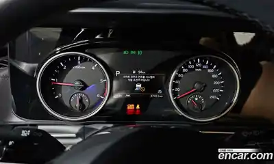 Kia Canival 2023 2.2 гидро в Москве № 2125323, миниатюра 11