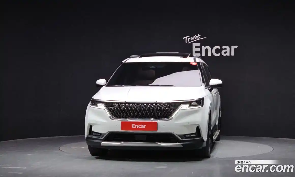 Kia Canival 2023 2.2 гидро в Москве № 2125323, фото 3