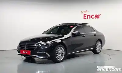Mercedes-Benz E-Class 2021 2.0 гидро в Москве № 2125372, миниатюра 1
