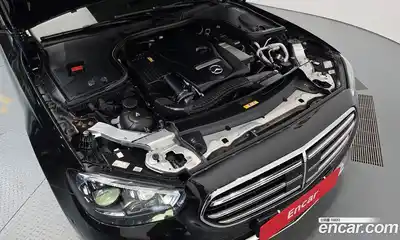 Mercedes-Benz E-Class 2021 2.0 гидро в Москве № 2125372, миниатюра 6