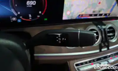 Mercedes-Benz E-Class 2021 2.0 гидро в Москве № 2125372, миниатюра 9