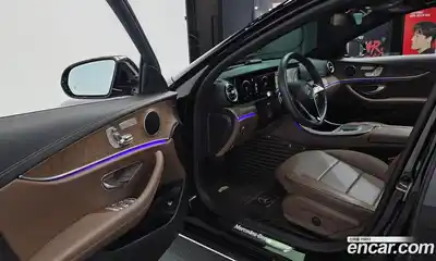 Mercedes-Benz E-Class 2021 2.0 гидро в Москве № 2125372, миниатюра 10