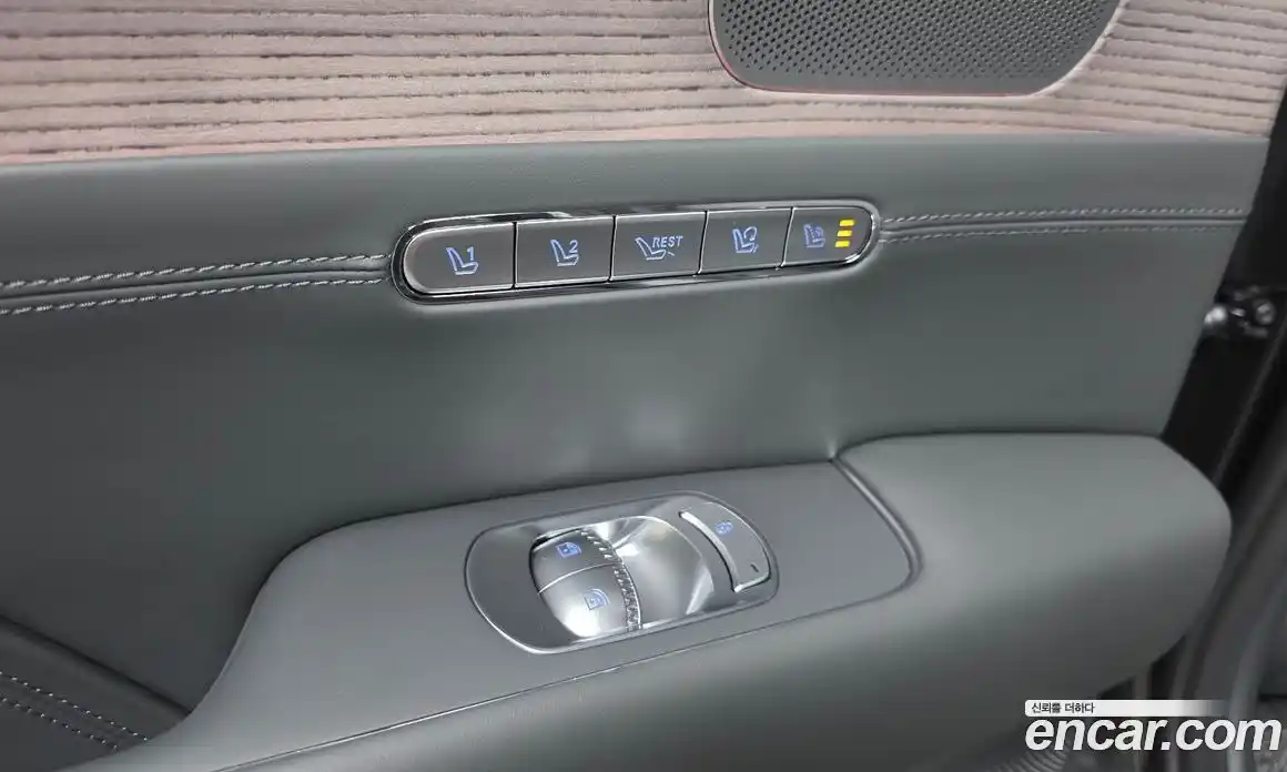 Genesis G90 2025 3.5 гидро в Москве № 2125429, фото 35