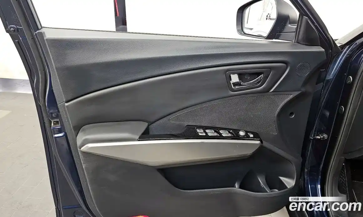 SsangYong TIBOLI 2015 1.6 гидро в Москве № 2126678, фото 13