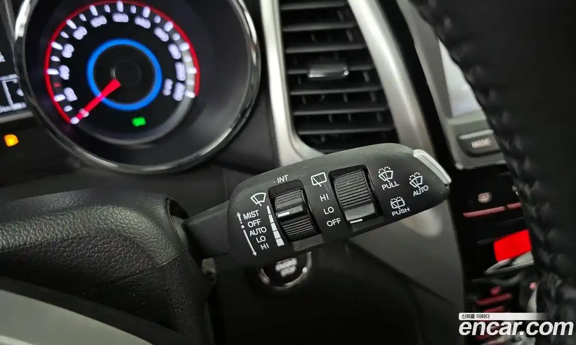 SsangYong TIBOLI 2015 1.6 гидро в Москве № 2126678, фото 22