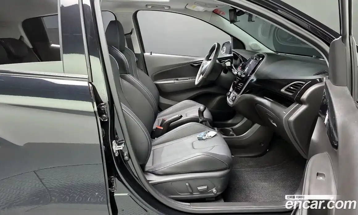 Chevrolet Spark 2021 1.0 механика в Москве № 2127236, фото 16