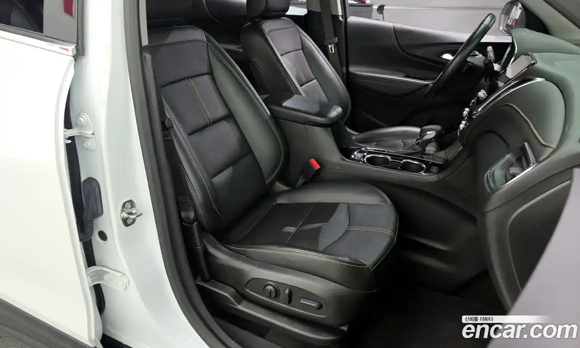 Chevrolet Equinox 2022 1.5 гидро в Москве № 2127315, фото 16