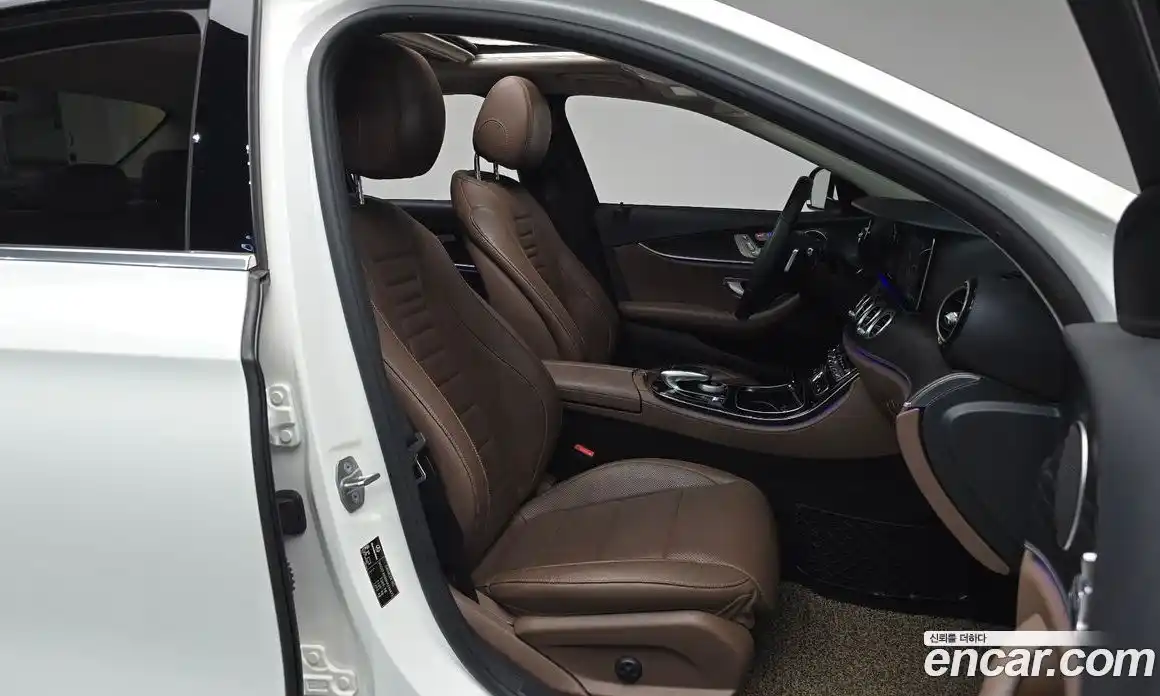 Mercedes-Benz E-Class 2017 2.0 гидро в Москве № 2127625, фото 16