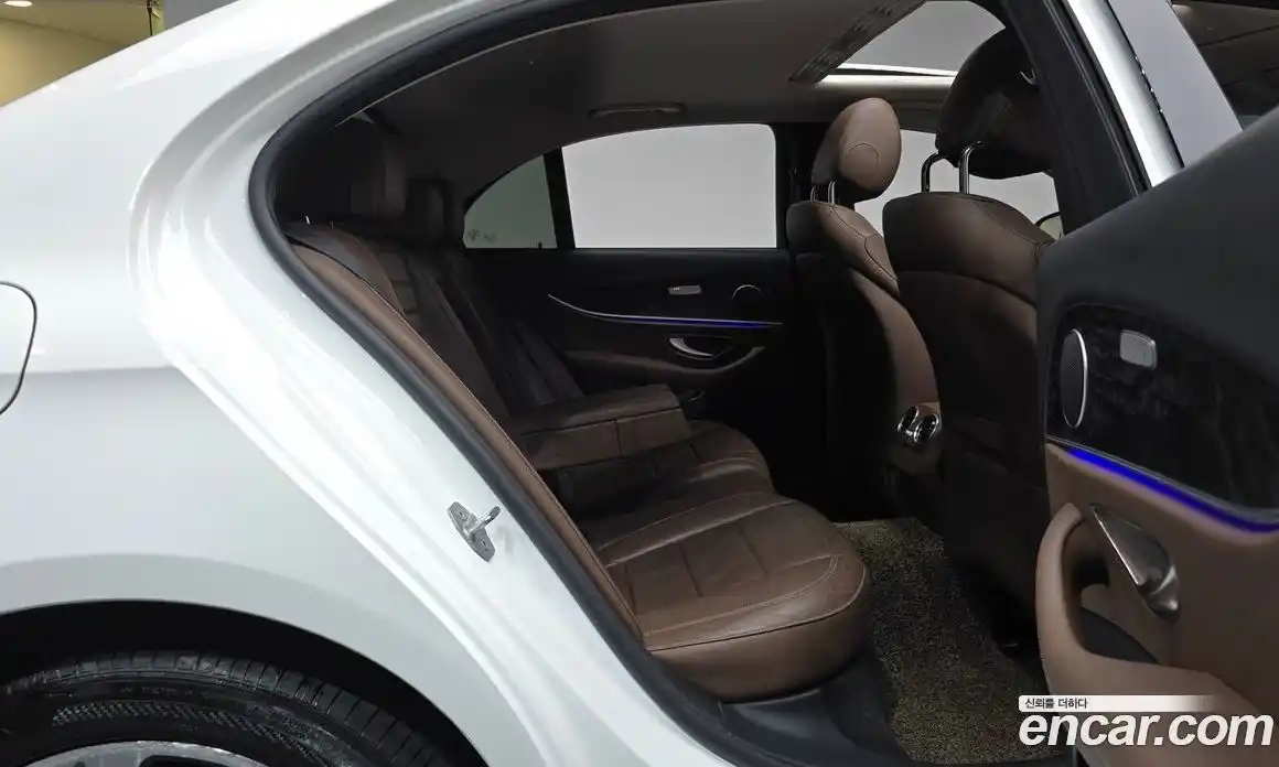 Mercedes-Benz E-Class 2017 2.0 гидро в Москве № 2127625, фото 17