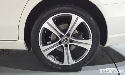 Mercedes-Benz E-Class 2017 2.0 гидро в Москве № 2127625, миниатюра 6
