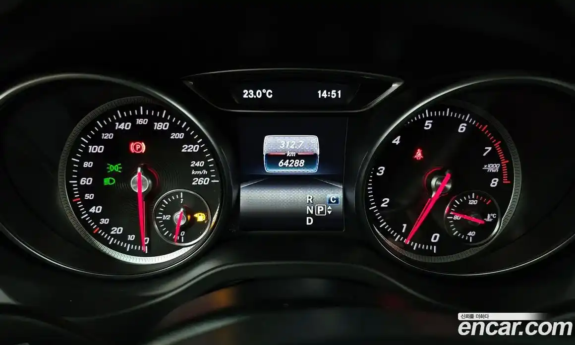 Mercedes-Benz GLA-Class 2017 2.0 гидро в Москве № 2127678, фото 11