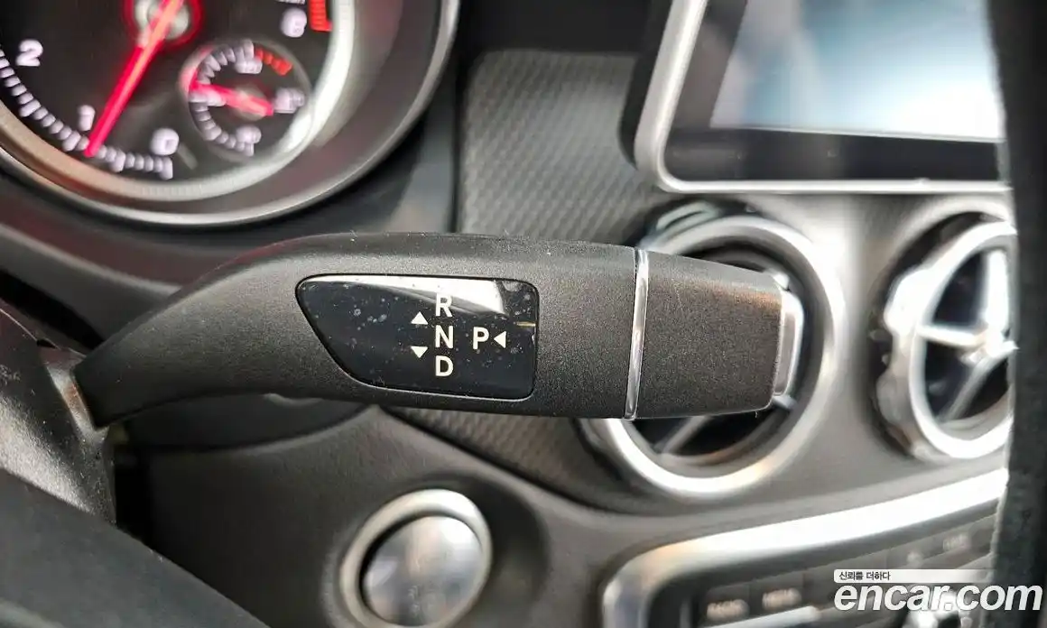 Mercedes-Benz GLA-Class 2017 2.0 гидро в Москве № 2127678, фото 12
