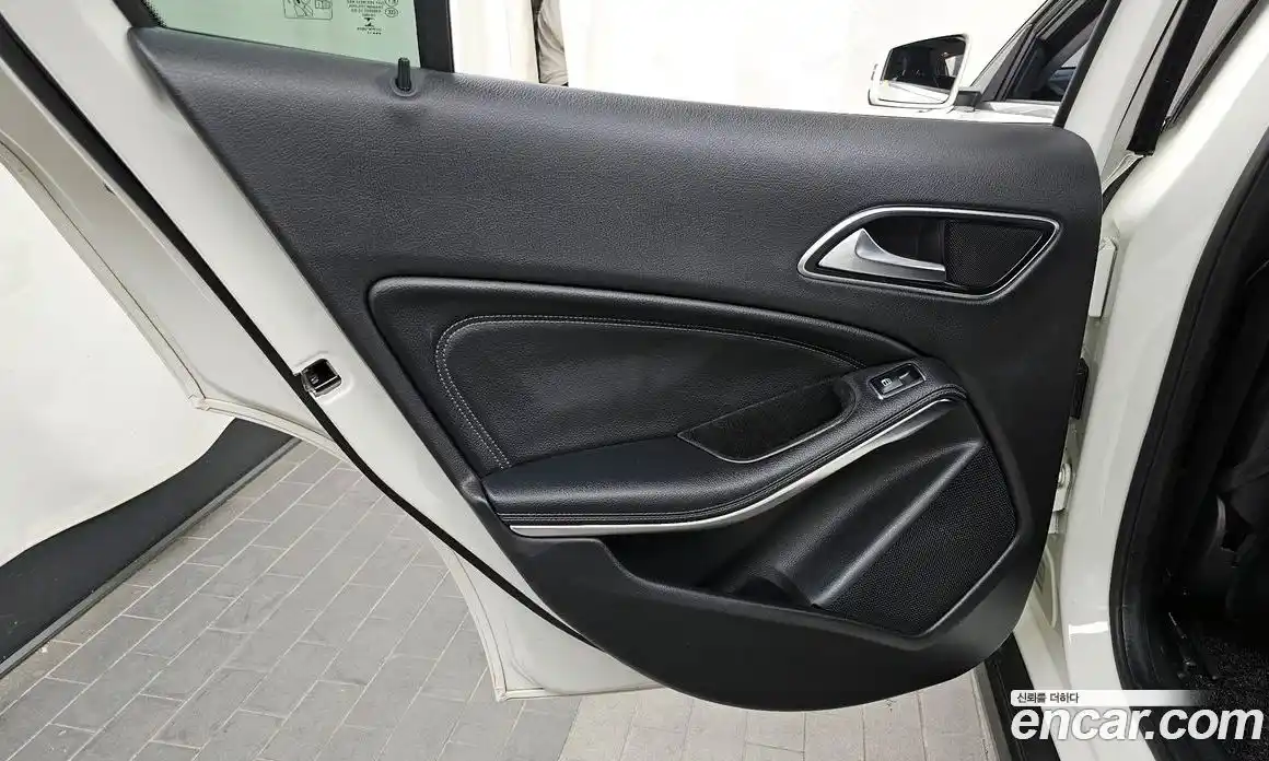 Mercedes-Benz GLA-Class 2017 2.0 гидро в Москве № 2127678, фото 15