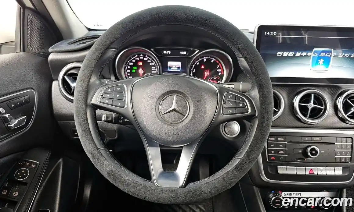 Mercedes-Benz GLA-Class 2017 2.0 гидро в Москве № 2127678, фото 19