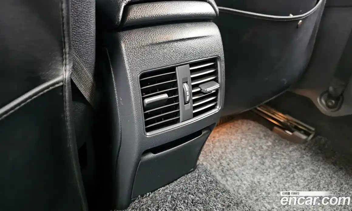 Mercedes-Benz GLA-Class 2017 2.0 гидро в Москве № 2127678, фото 25