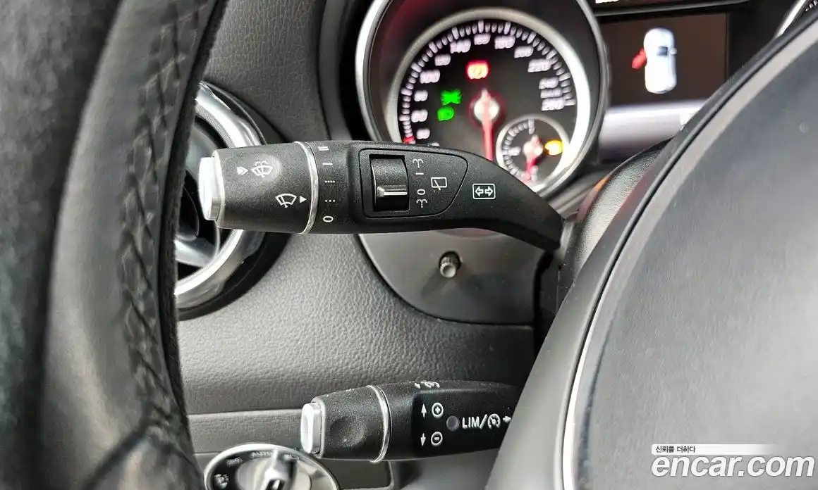 Mercedes-Benz GLA-Class 2017 2.0 гидро в Москве № 2127678, фото 28