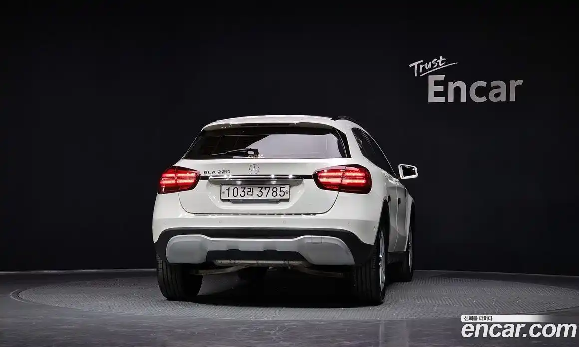 Mercedes-Benz GLA-Class 2017 2.0 гидро в Москве № 2127678, фото 4