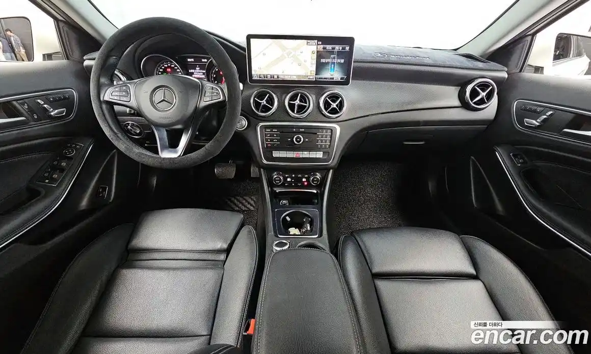 Mercedes-Benz GLA-Class 2017 2.0 гидро в Москве № 2127678, фото 10