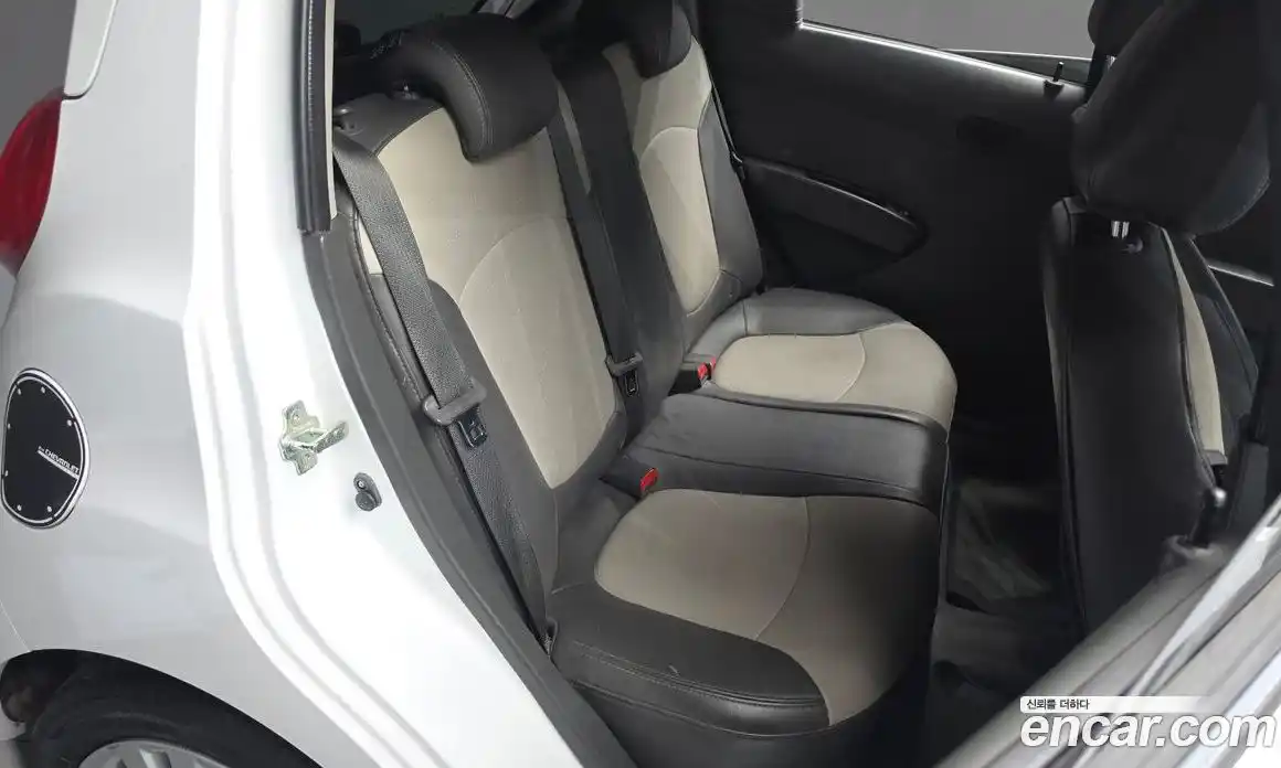 Chevrolet Spark 2014 1.0 гидро в Москве № 2127694, фото 16