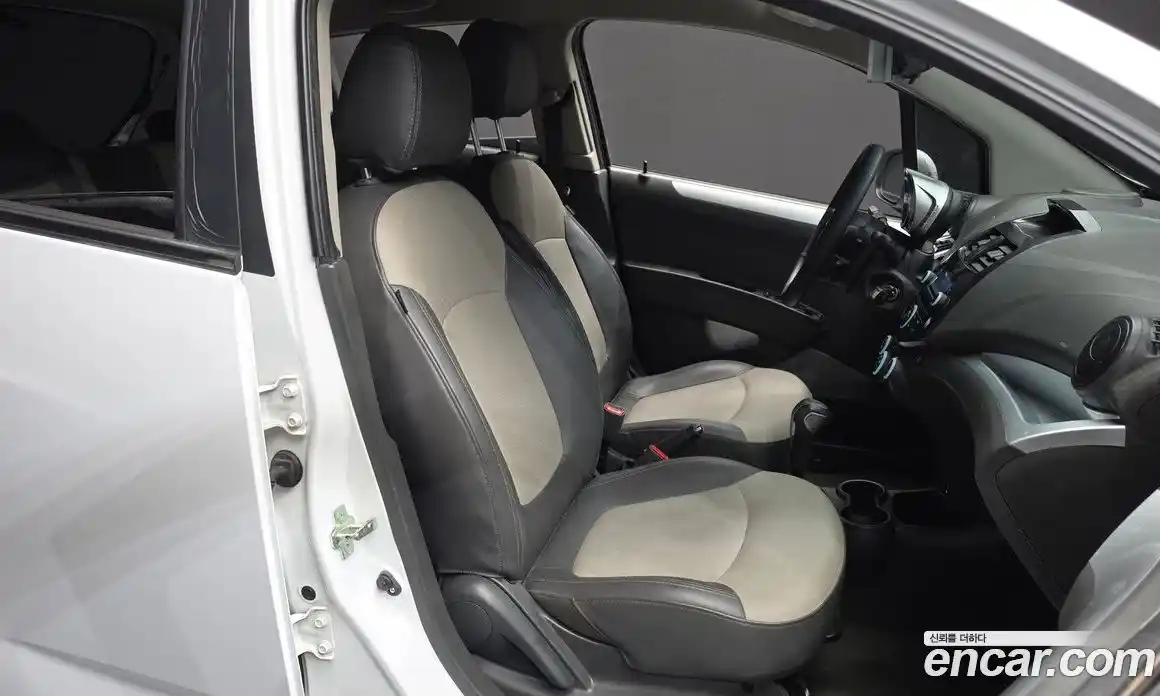 Chevrolet Spark 2014 1.0 гидро в Москве № 2127694, фото 18