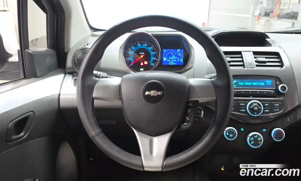 Chevrolet Spark 2014 1.0 гидро в Москве № 2127694, фото 19