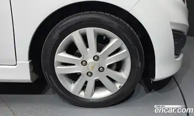 Chevrolet Spark 2014 1.0 гидро в Москве № 2127694, миниатюра 7