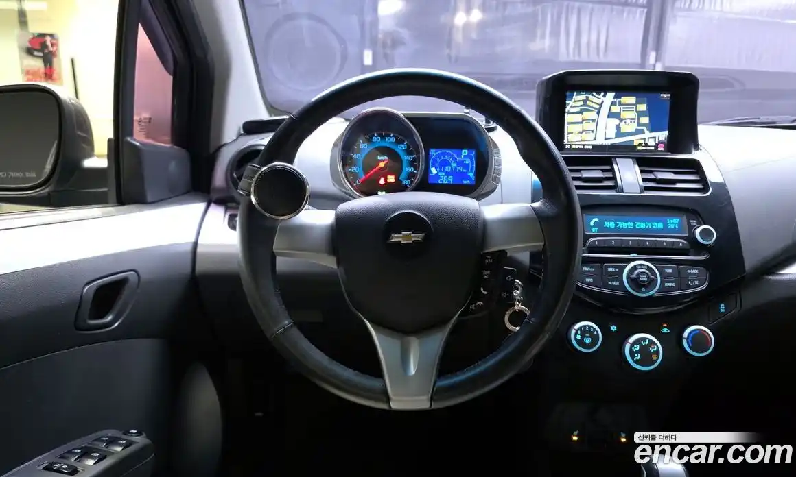 Chevrolet Spark 2013 1.0 гидро в Москве № 2128099, фото 13