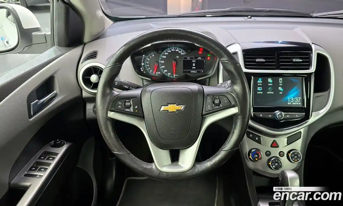 Chevrolet Aveo 2017 1.4 гидро в Москве, фото 13