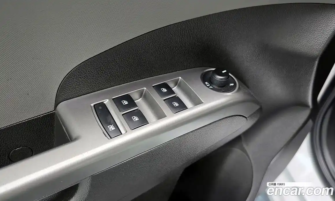 Chevrolet Aveo 2017 1.4 гидро в Москве, фото 14