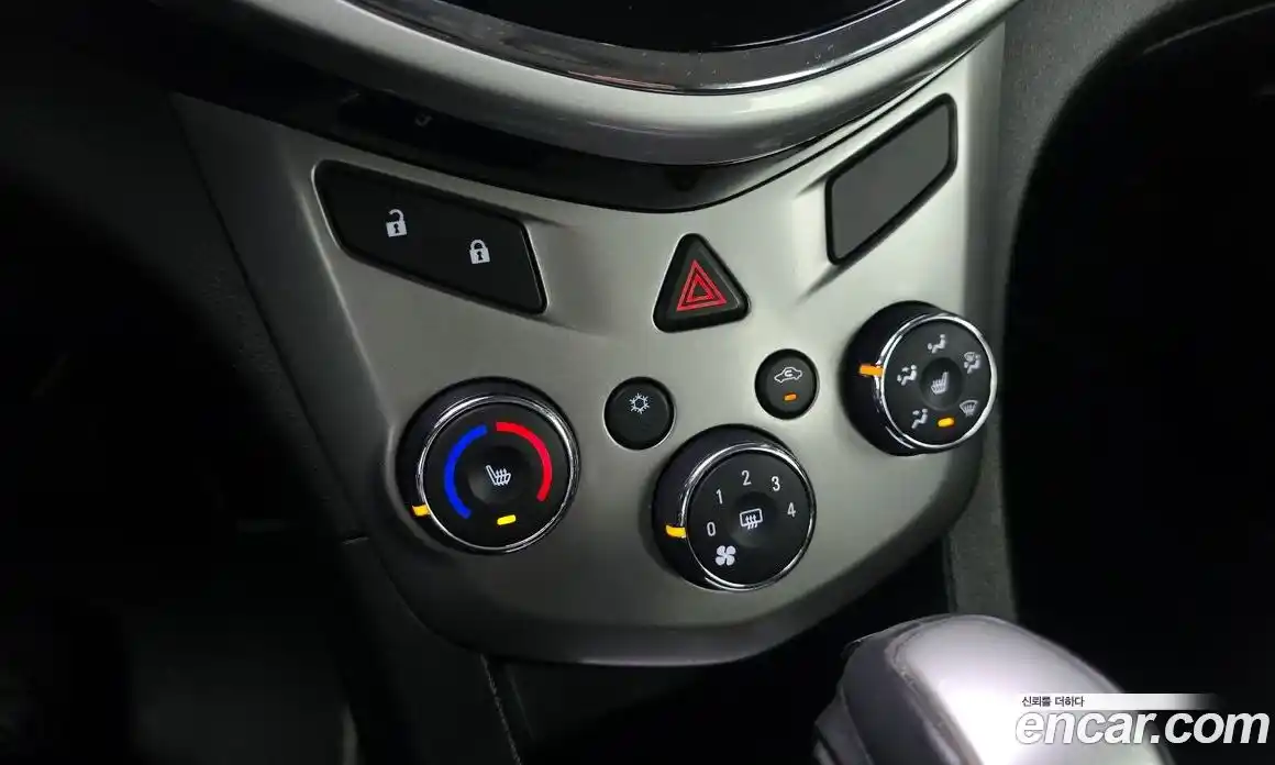 Chevrolet Aveo 2017 1.4 гидро в Москве, фото 17