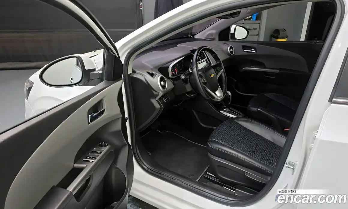 Chevrolet Aveo 2017 1.4 гидро в Москве, фото 10