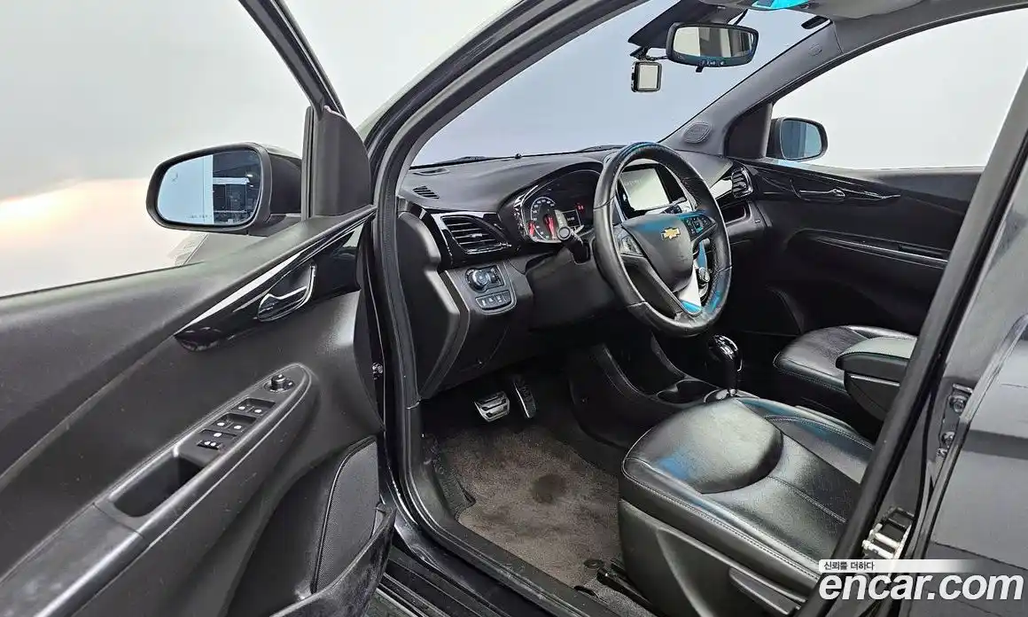 Chevrolet Spark 2016 1.0 гидро в Москве, фото 13