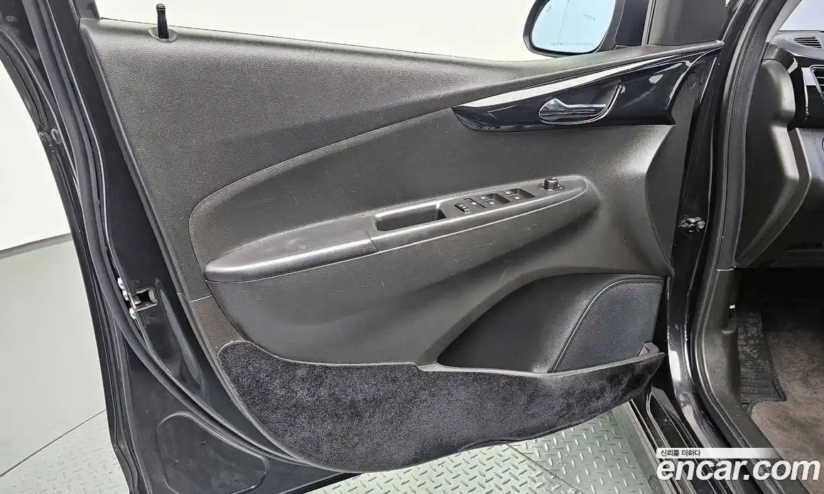 Chevrolet Spark 2016 1.0 гидро в Москве, фото 14